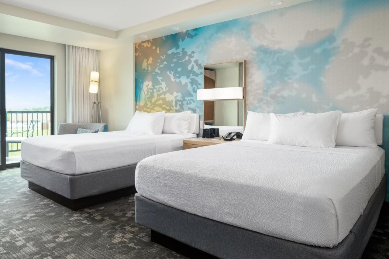 Courtyard By Marriott Houston Northeast Hotel Exterior photo